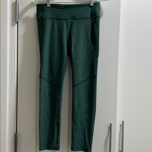 Outdoor Voices warmup 3/4 legging Medium